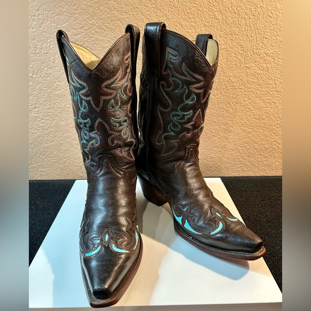 Womens Corral R2501 Distressed Brown&Turquoise Inlay Snip Toe Cowboy Boots. 7.5
